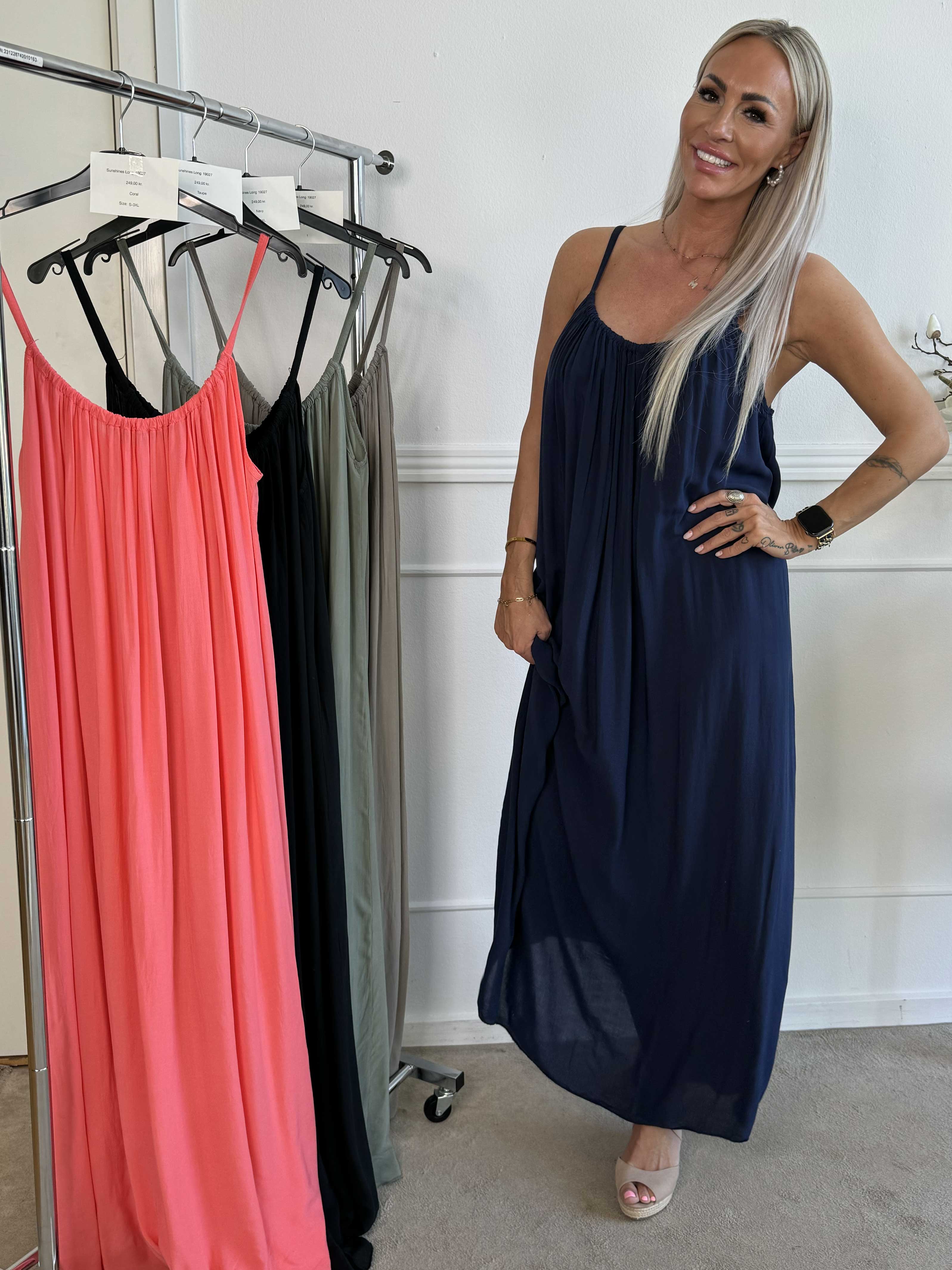 Sunshines Long - Lätt sommarklänning i viskos